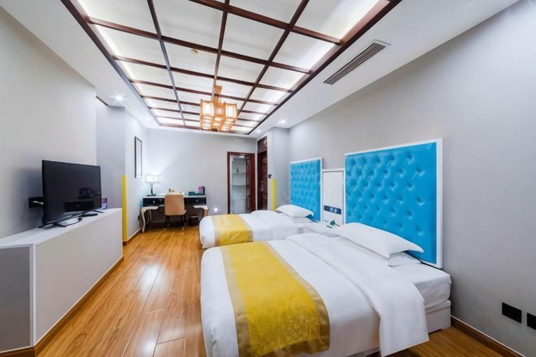 Bedroom, Shi Mao Garden Hotel, Beijing