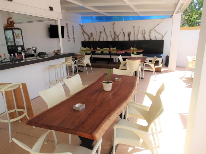 Food & Drinks 5, Oasis Beach Club, Ionian Islands
