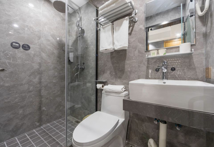 Bathroom 3, Hi Inn Shanghai Xujiahui Yongjia Road, Shanghai