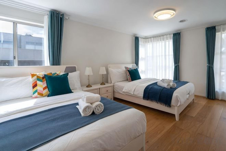 Room 1, Spacious 4B House in PointCook, Melbourne