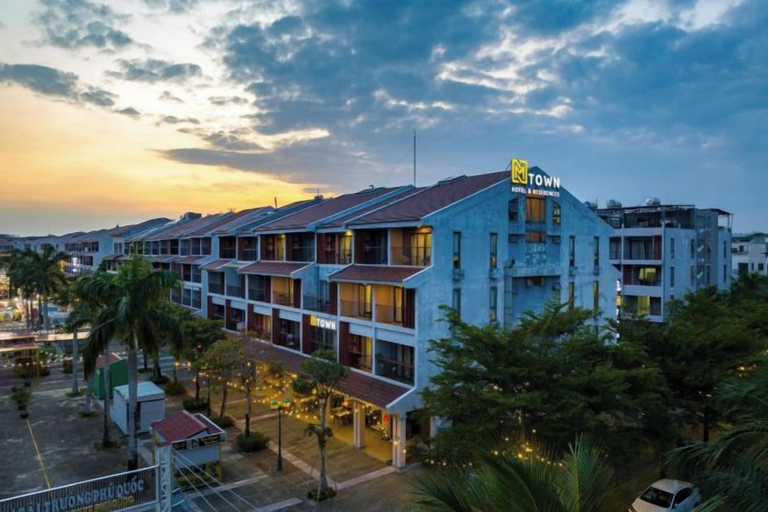 Exterior & Views 2, Luxy Park Hotel & Apartments - MTown, Phú Quốc