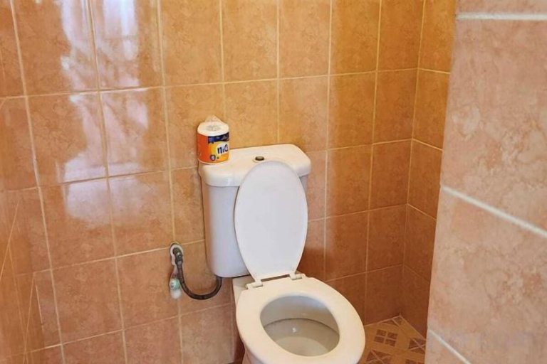 Bathroom, Bagus Bay Homestay, Samosir