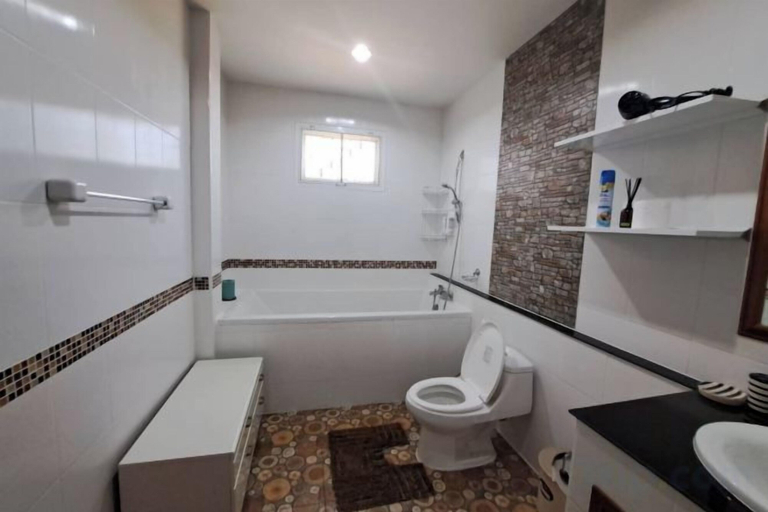 Bathroom 3, Jacuzzi Pool Villa , Pattaya