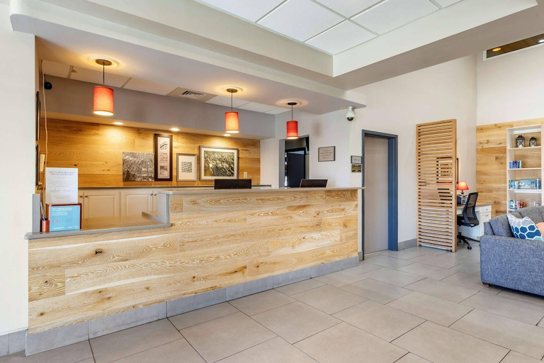 Public Area, Country Inn & Suites by Radisson, Lumberton, NC, Robeson