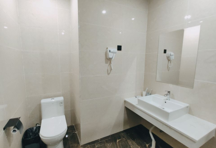 Bathroom 5, Junyi selected hotel (leting bus terminal store), Tangshan