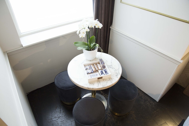Others 5, House of Amstel, Amsterdam
