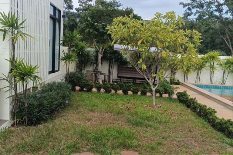 Property grounds 3, Villa Alawan, Mueang Krabi