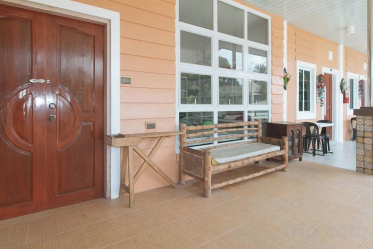 Others 5, RedDoorz @ Queens Hometel, Tagum City