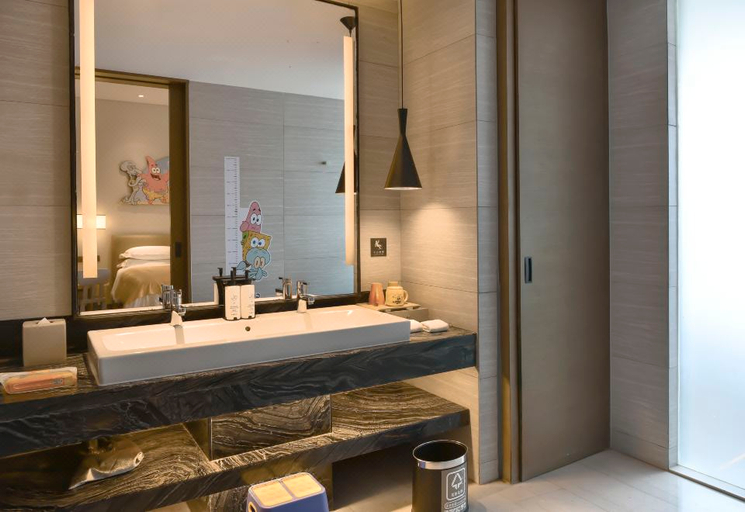 Bathroom 5, Pan Pacific Tianjin, Tianjin