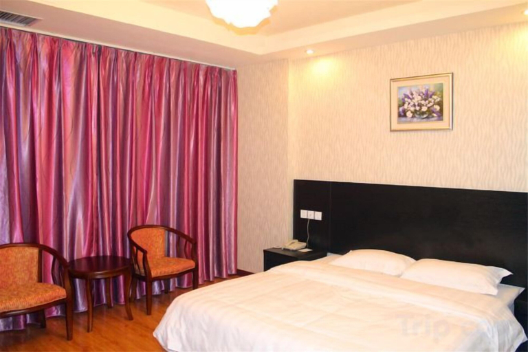 Bedroom 3, City 118 Zhaoyuan Beicheng, Yantai