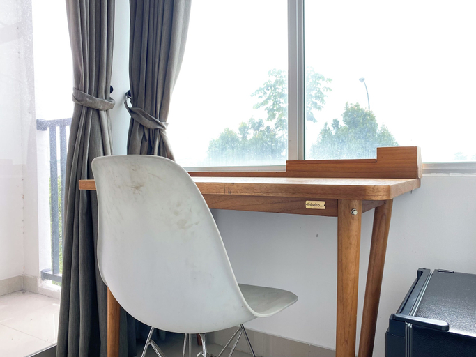 Interior 5, Comfort Stay Studio At Enviro Apartment, Cikarang