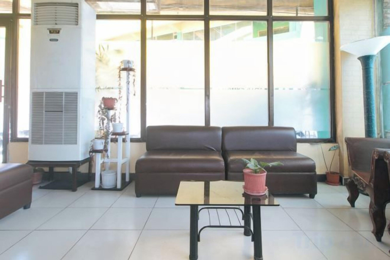Others 4, RedDoorz Near SM City Muntinlupa, Muntinlupa
