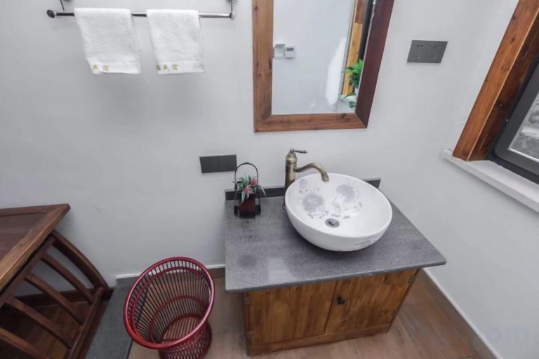 Bathroom 3, Aiqinhai Guesthouse, Huzhou
