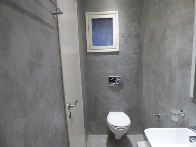 Bathroom 3, Nostos Beach Hotel, South Aegean