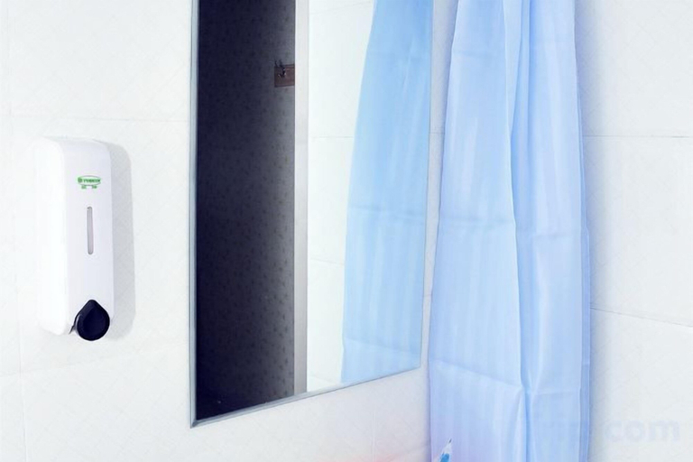 Bathroom 4, Apple Inn Express Hotel, Zibo