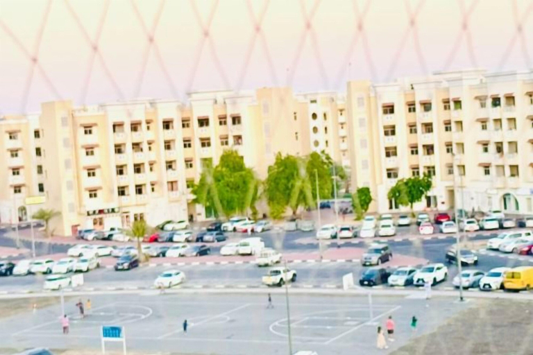 Parking, (DUBAI) LU-INN, Dubai