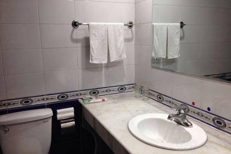 Bathroom 4, Jiutian Hotel, Yancheng