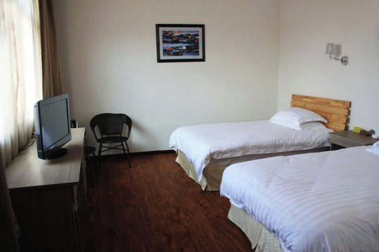 Bedroom 1, Moerdaoga Juyuan Senlin Zhijia Hotel, Hulunbuir