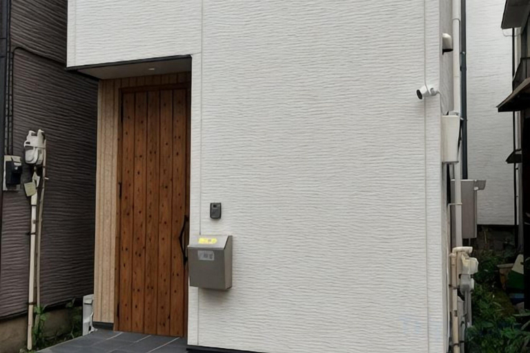 Exterior detail, Higashi Mukoujima 6 chome, Sumida