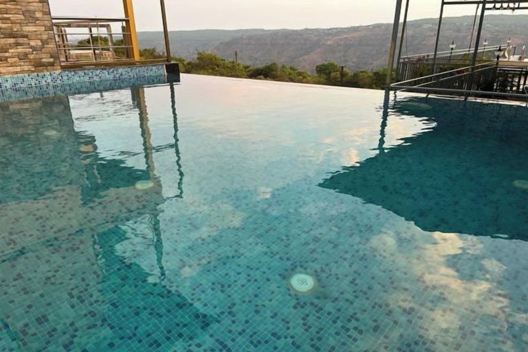 Pool 2, Savitri Bungalow, Satara