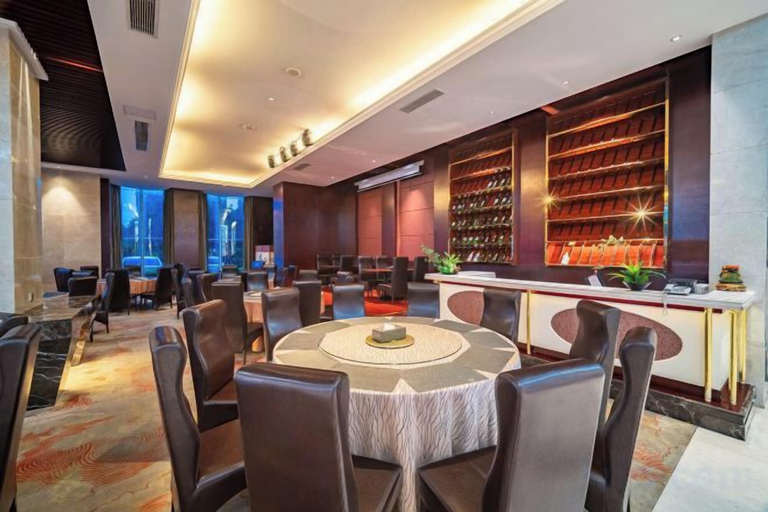 Food & Drinks 5, Puhua Hotel, Anshun