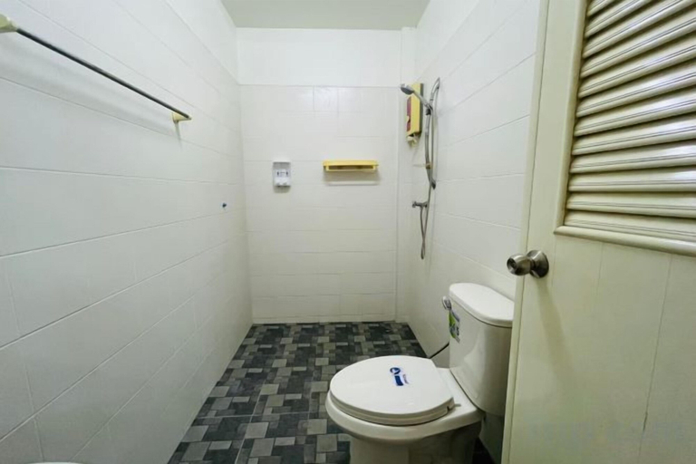 Bathroom, Genesis Urban Phuket, Phuket Island