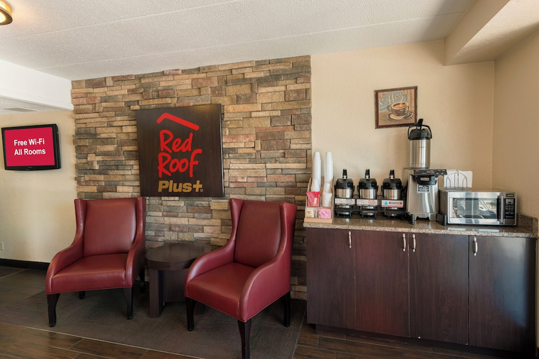 Food & Drinks, Red Roof Inn PLUS+ St Louis - Forest Park/ Hampton Ave , Saint Louis