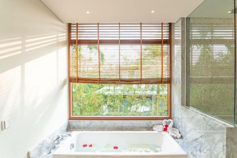Bathroom 5, Stunning Luxury Villas with Expansive Grounds: An Unforgettable Experience, Da Nang