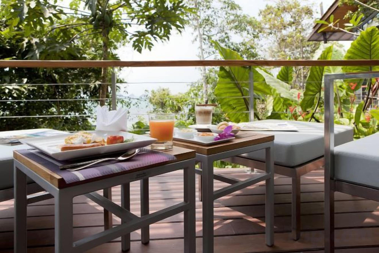 Outdoor dining 5, The View, Ko Samui