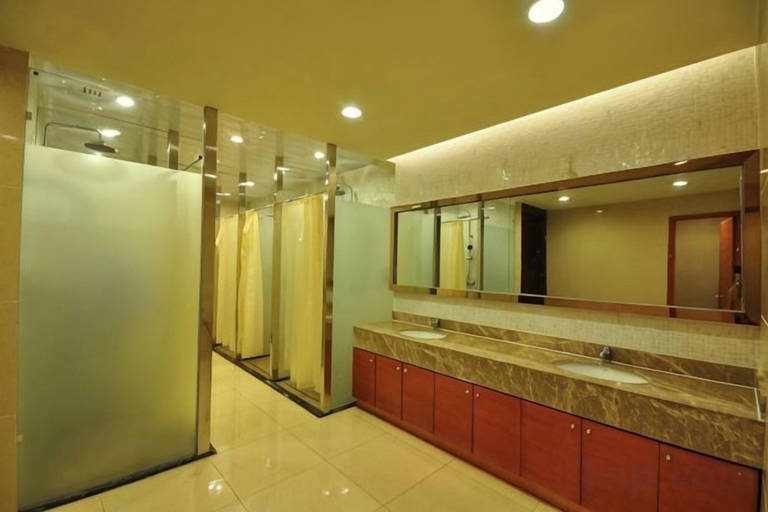 Bathroom 4, Green Bin Phoenix Hotel(Beiliu Country Garden ), Yulin