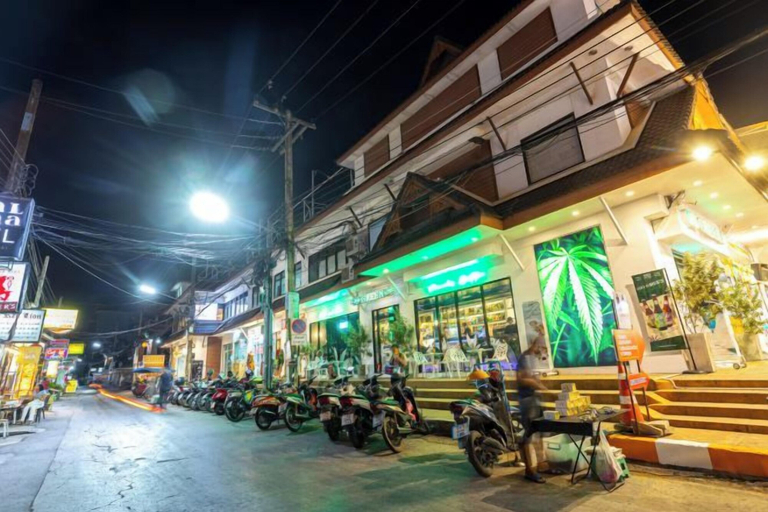 Exterior & Views 2, Hometel Night Bazaar Chiangmai, Muang Chiang Mai