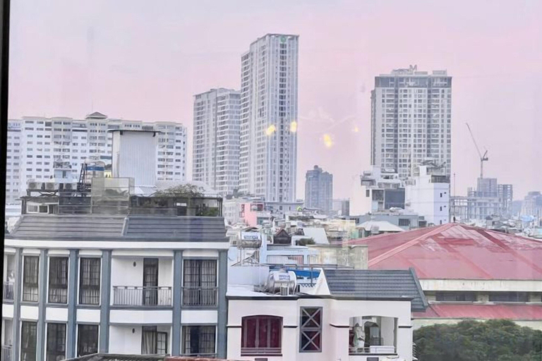 2, Central Stay Saigon at Vinh Hoi, District 4