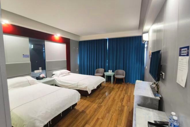 Bedroom 3, Hua Yang Hotel, Taizhou