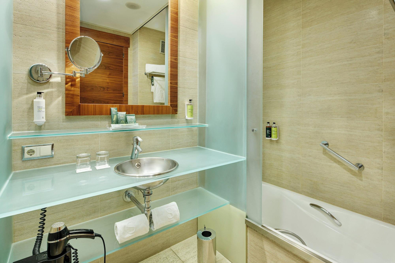 Bathroom 5, Sercotel Sorolla Palace, Valencia