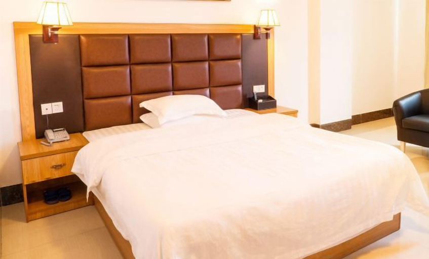 Bedroom, Xing Qiang Hotel, Huizhou