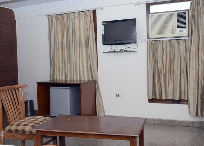 5, Hotel Turquoise NFC, Delhi