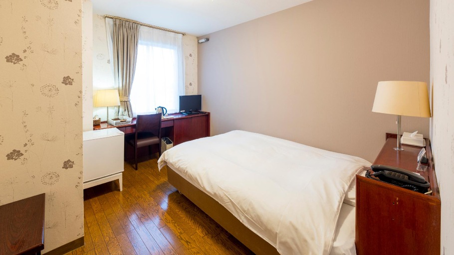 Bedroom 2, Fukuyama Terminal Hotel, Fukuyama
