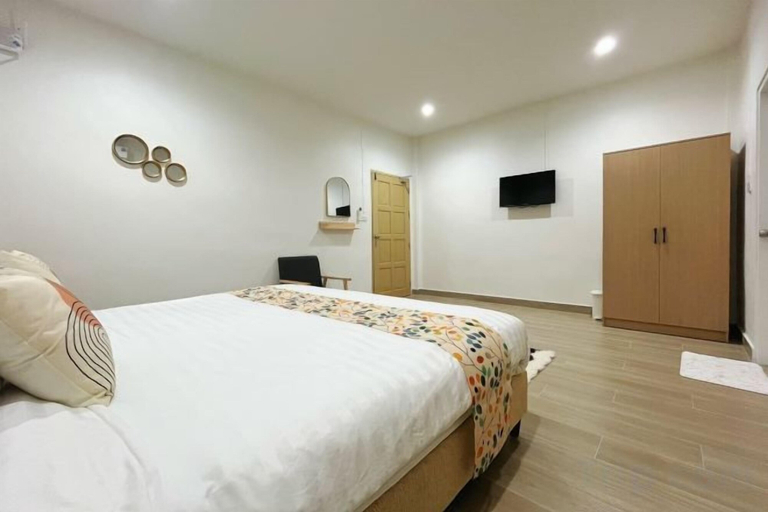 Room, Sleeping Shine by DeliZia Homestay (9-10 Persons), Muang Satun