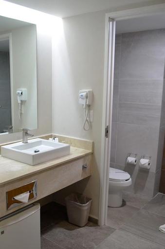 Bathroom 5, Casa Inn Celaya, Celaya