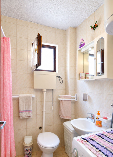 Bathroom 4, Apartment Lile, Omiš