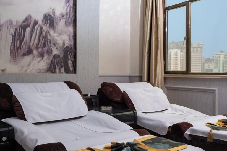 Bedroom 3, Yuzhou Peace Hotel, Khotan