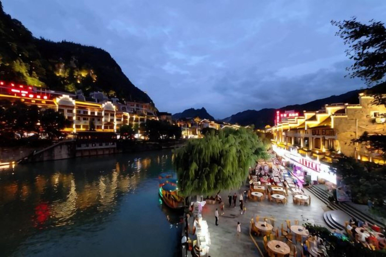Miscellaneous 5, Kunshuo Hotel, Qiandongnan Miao and Dong