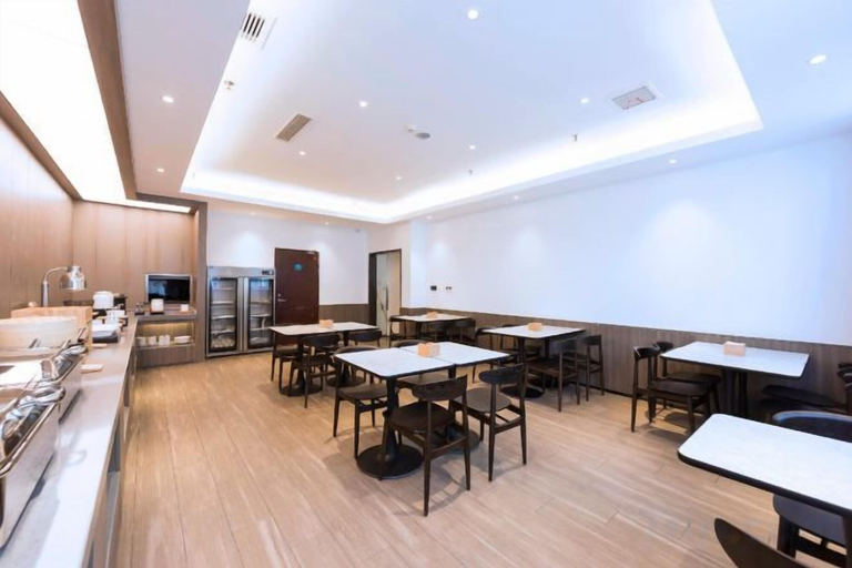 Food & Drinks 4, Wanting Hotel (Zhengzhou Zhenghonghui Yinping Road Subway Station), Zhengzhou