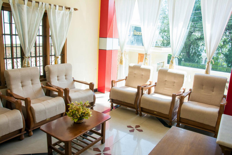 Lobby, Munnar Crown Resort, Idukki
