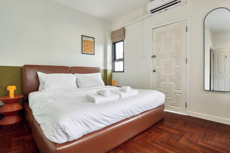 Room 1, Emily Home 3BR Old Town Chiang Mai by Beginning With, Muang Chiang Mai