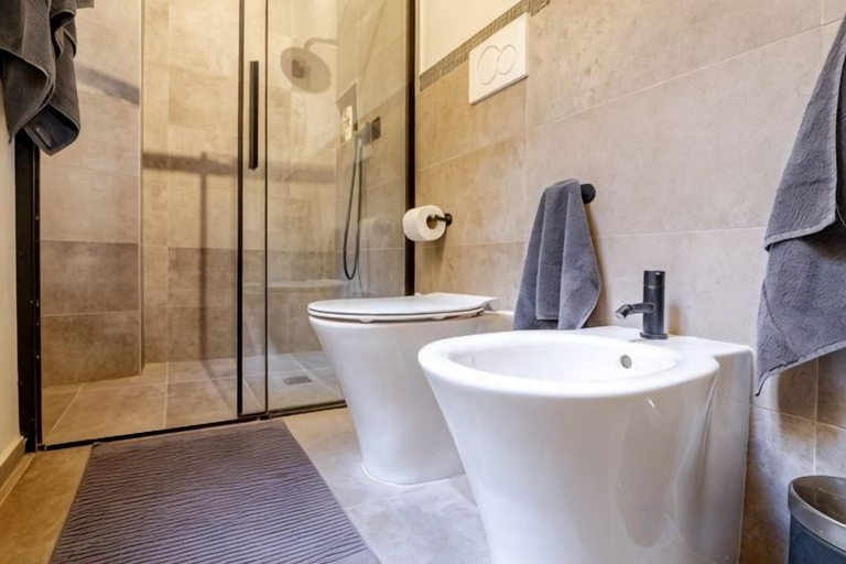 Bathroom 5, Appartamento Montenero in Porta Romana, Milano Centro, Milano