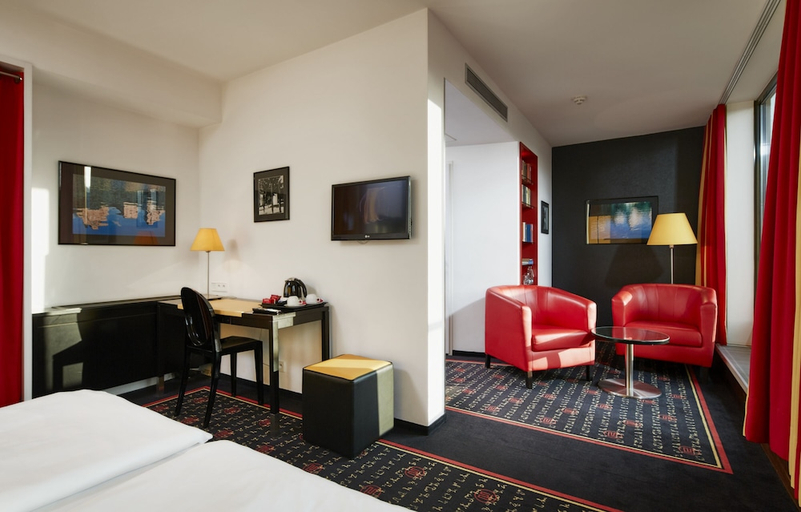 Bedroom 2, OREA Hotel Angelo Praha, Praha 5