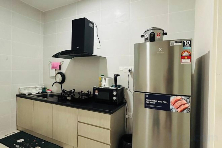Private kitchen 1, Comfy Homestay River View Kuching 4 pax, Kuching