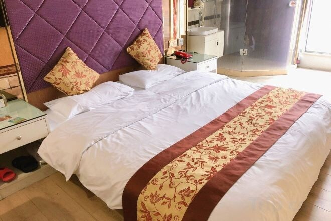 Bedroom 2, Aishang Boutique Hotel, Ningbo