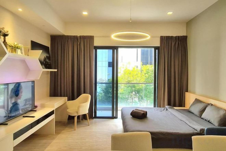 Others 1, M city service suite KLCC, Gombak